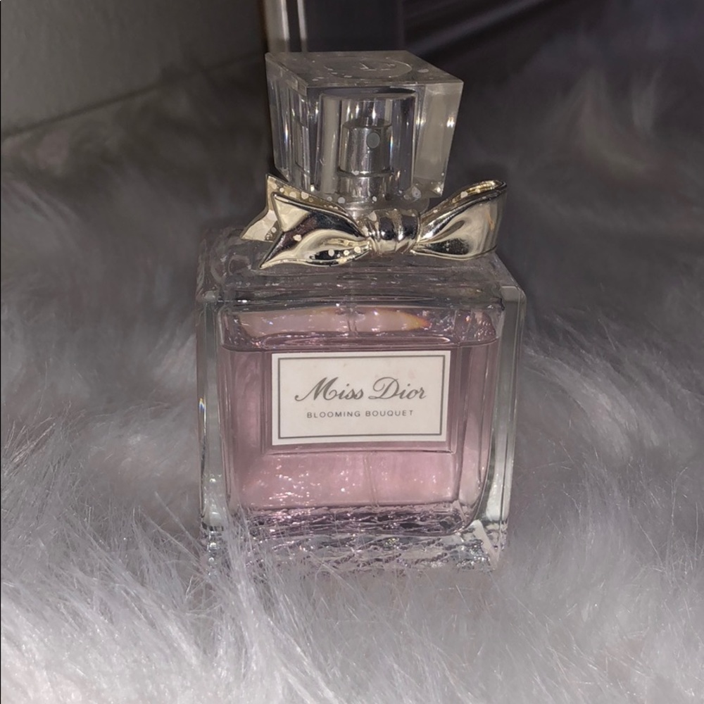 Christian Dior blooming bouquet